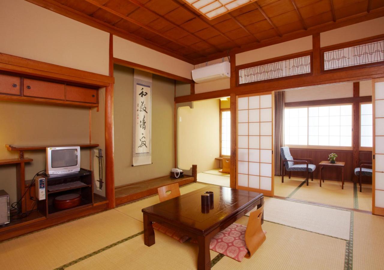 Unzen Iwaki Ryokan Hotel Kültér fotó